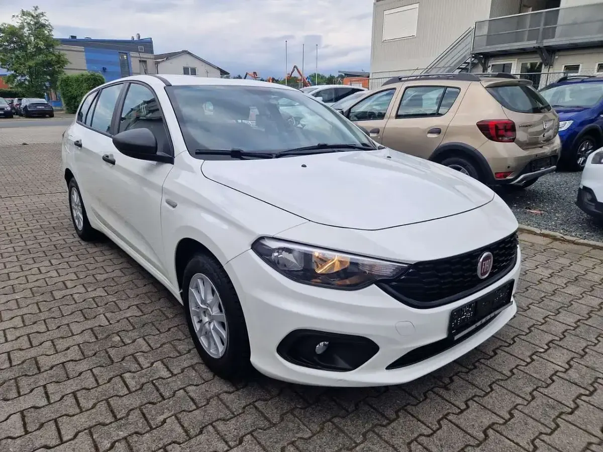 Gebraucht Fiat Tipo Pop 95 PS (69 kW) 2019 Weiß Kombi