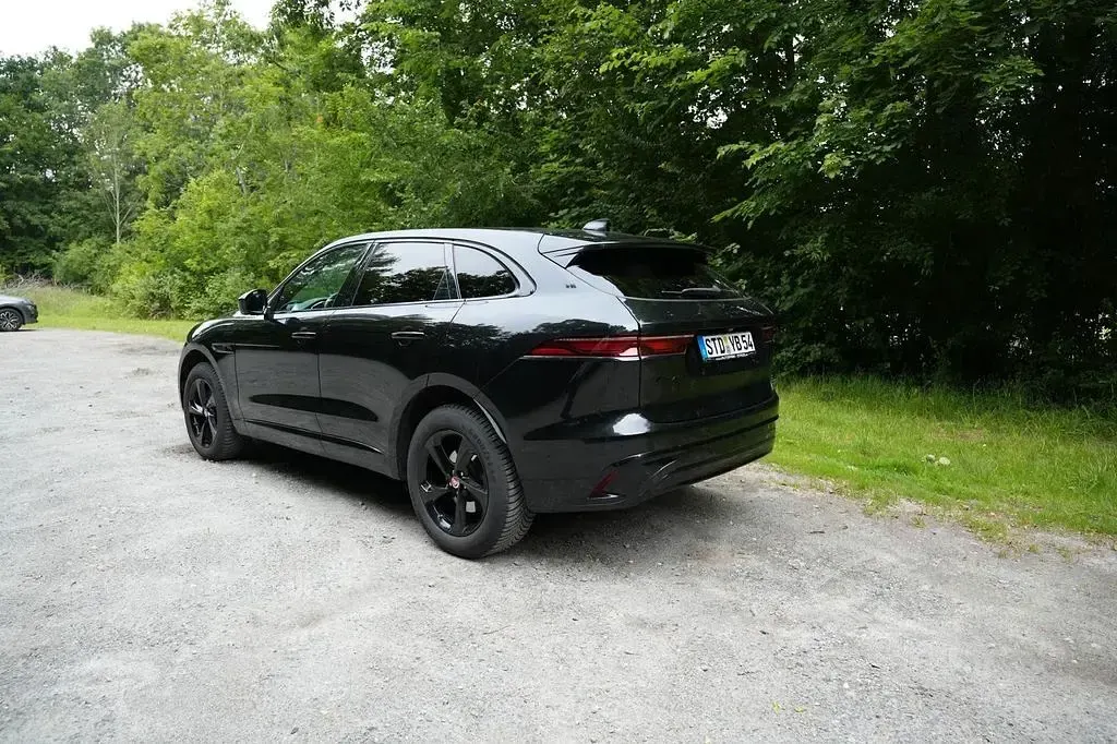 Gebraucht Jaguar F-Pace R-Dynamic 204 PS (150 kW) 2022 Schwarz SUV
