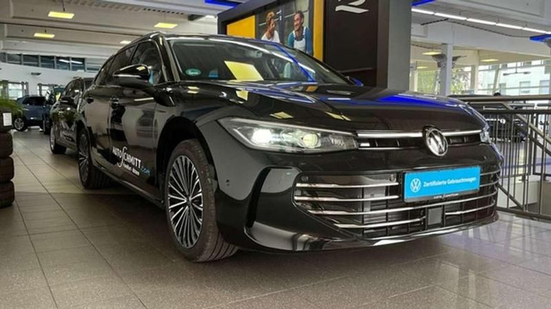 Usata VW Passat Elegance 150 CV (110 kW) 2024 Nero Station wagon