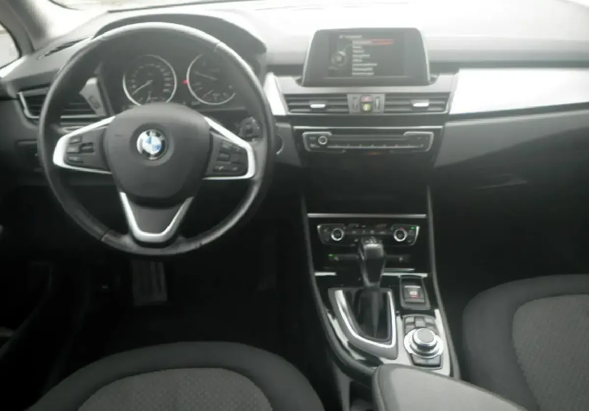 Gebraucht BMW 216 Gran Tourer 116 PS (85 kW) 2016 Schwarz Van / Kleinbus