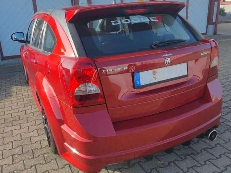 Gebraucht Dodge Caliber 295 PS (216 kW) 2008 Rot Kleinwagen