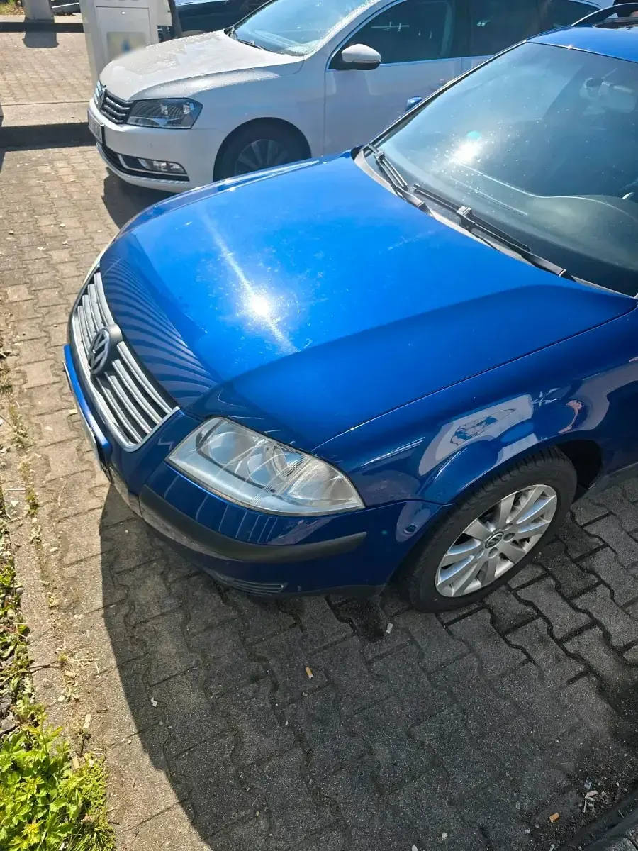 Gebraucht VW Passat 131 PS (96 kW) 2003 Blau Kombi