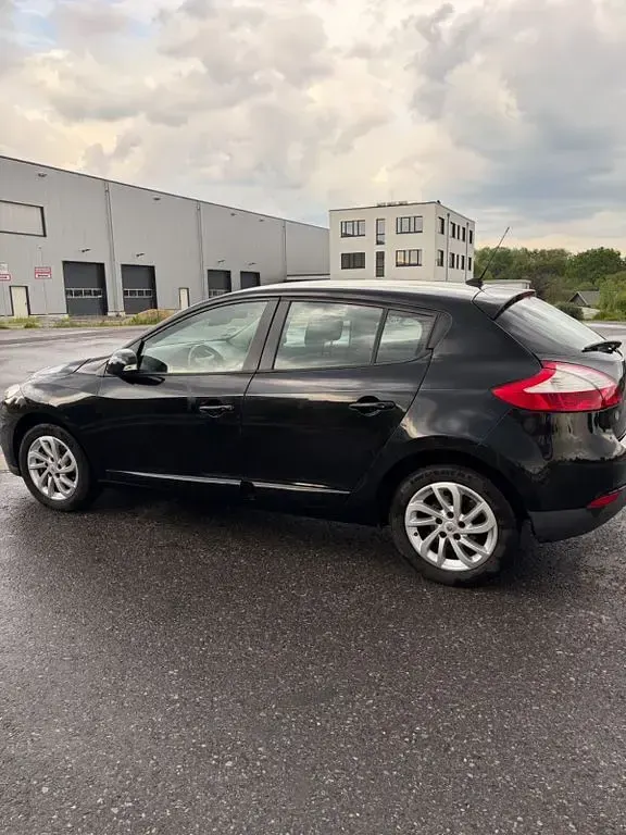 Gebraucht Renault Mégane Initiale Paris 116 PS (85 kW) 2013 Schwarz Limousine