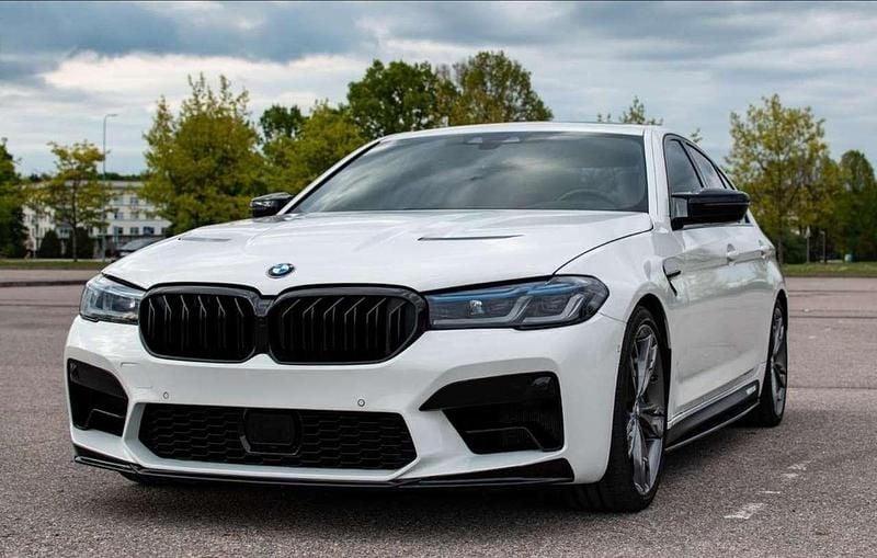 Gebraucht 2019 BMW 550 Sport Line Limousine | 41.000 € (Fairer Preis) - Bild 1/4