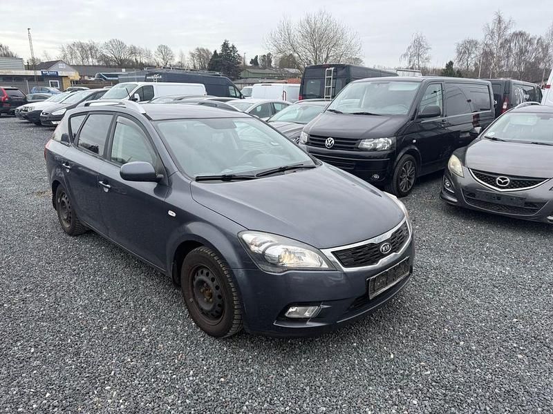 Gebraucht Kia Ceed Vision 116 PS (85 kW) 2010 Grau Kleinwagen