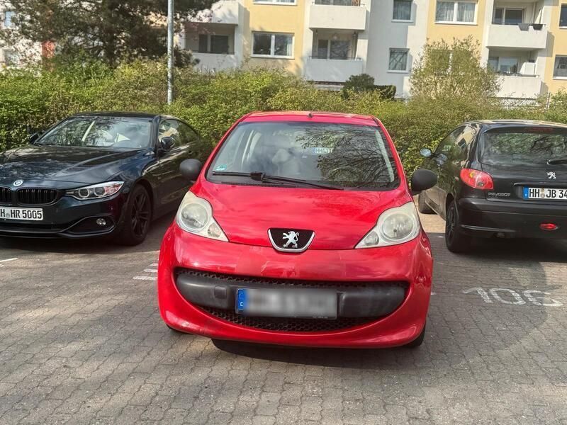 Rot Gebraucht 2007 Peugeot 107 Kleinwagen | 800 € - Bild 1/4