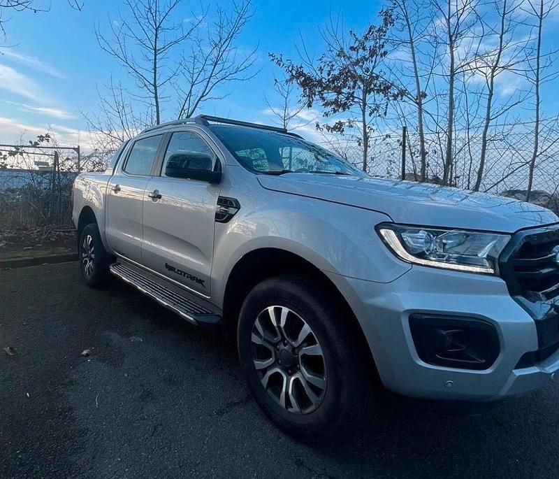 Gebraucht Ford Ranger 212 PS (155 kW) 2020 Silber Abholung