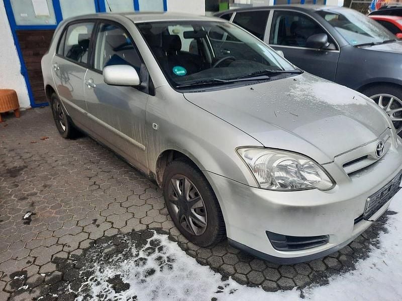 Gold Gebraucht 2005 Toyota Corolla Sol Limousine | 3.699 € (Fairer Preis) - Bild 1/4