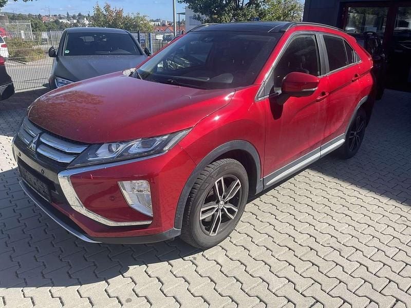 Rot Gebraucht 2018 Mitsubishi Eclipse Cross Top SUV | 17.900 € (Fairer Preis) - Bild 1/4