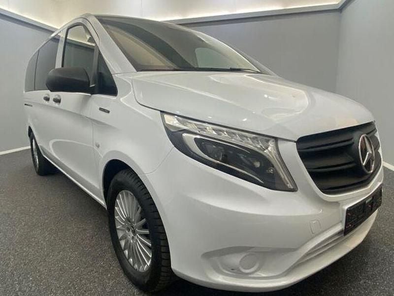 Gebraucht Mercedes e-Vito 150 kW (204 PS) 2020 Arktikweiß Van / Kleinbus