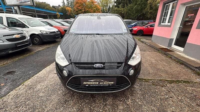 Gebraucht Ford S-MAX Titanium 163 PS (119 kW) 2014 Schwarz Van / Kleinbus