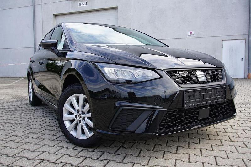 Schwarz Gebraucht 2024 Seat Ibiza Style Limousine | 15.950 € (Guter Preis) - Bild 1/4