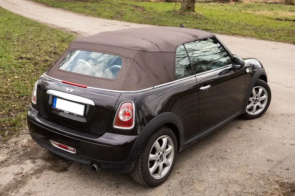 Gebraucht Mini One Cabriolet 98 PS (72 kW) 2015 Braun Cabrio