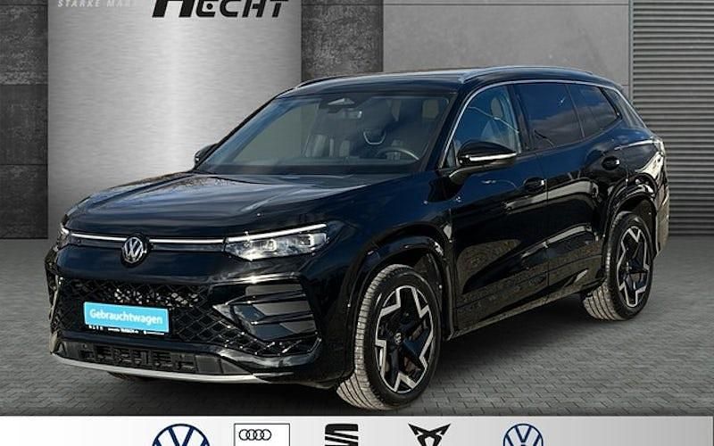 Gebraucht VW Tayron R-line 150 PS (110 kW) 2025 Grenadillschwarz metallic SUV