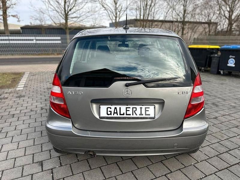 Gebraucht Mercedes A180 109 PS (80 kW) 2008 Grau Limousine