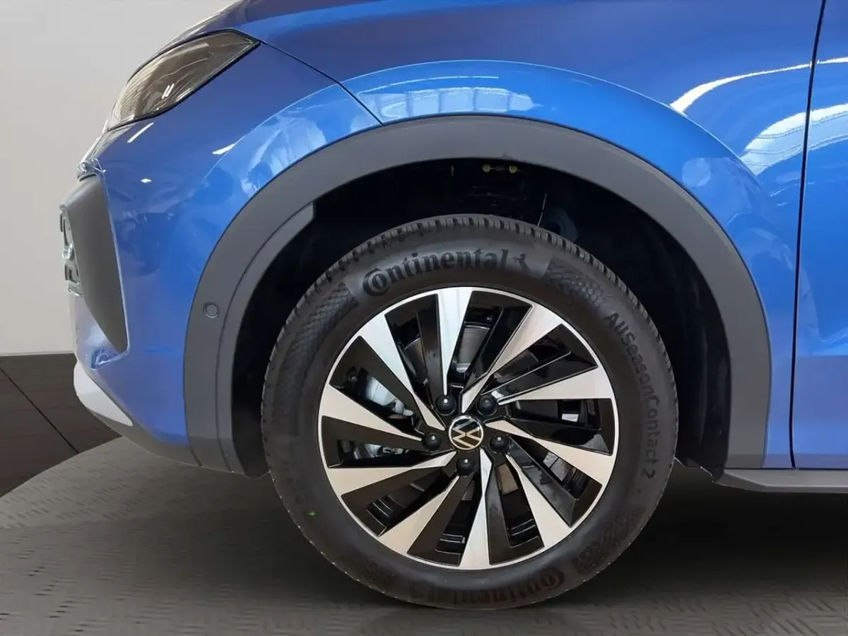 Neu VW T-Roc Life 116 PS (85 kW) 2026 Blau SUV