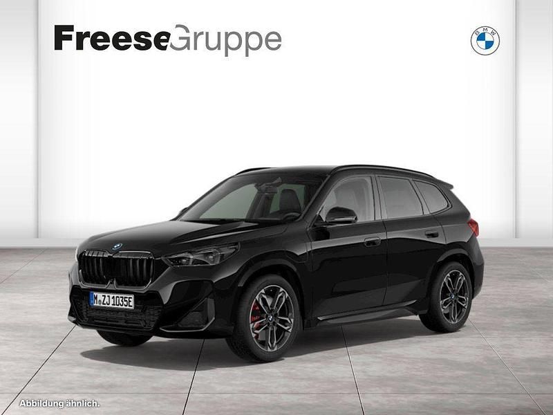 Schwarz Neu 2025 BMW X1 Luxury Line SUV | 59.990 € (Teuer) - Bild 1/4