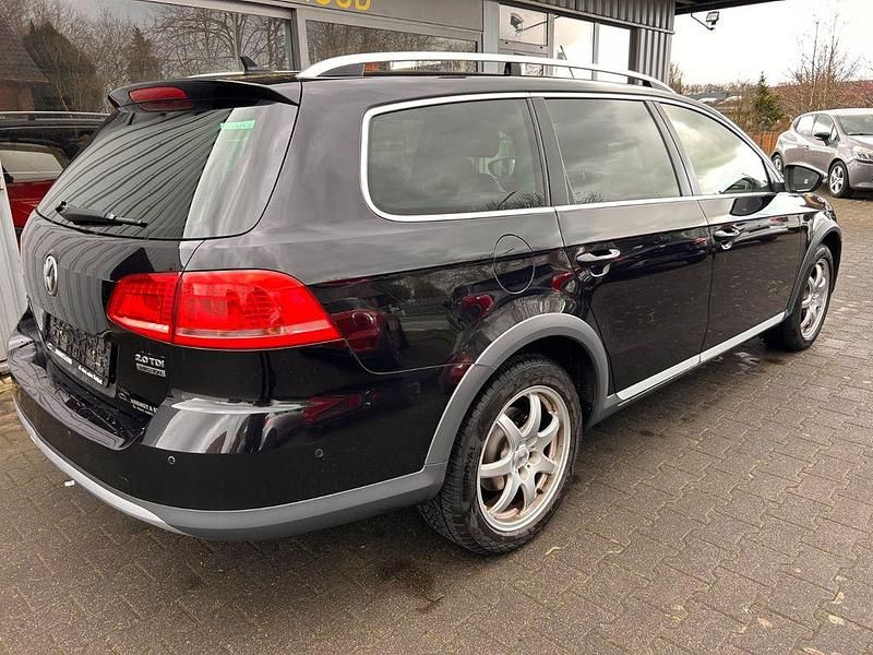 Gebraucht VW Passat Alltrack Basis 140 PS (102 kW) 2012 Schwarz Kombi