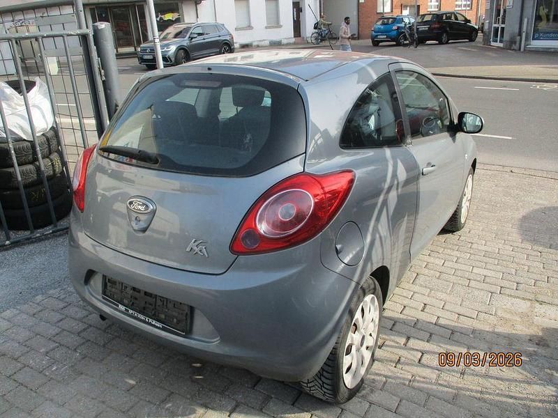 Gebraucht Ford Ka Titanium 69 PS (50 kW) 2009 Grau Kleinwagen