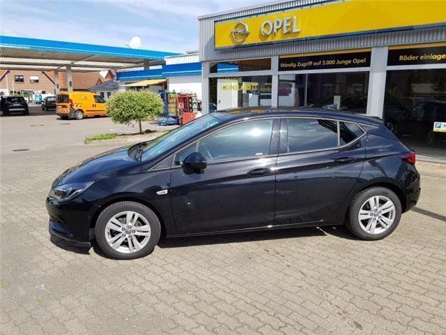 Gebraucht Opel Astra Active 125 PS (91 kW) 2017 Schwarz metallic Limousine