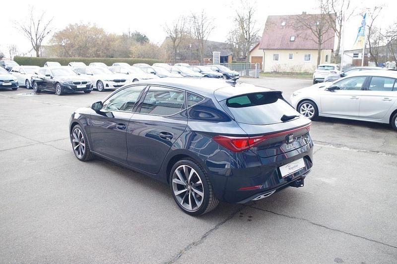 Gebraucht Seat Leon FR 150 PS (110 kW) 2022 Blau Limousine