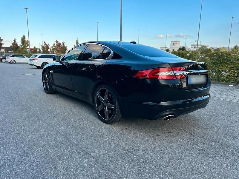 Gebraucht Jaguar XF S 275 PS (202 kW) 2012 Schwarz Limousine