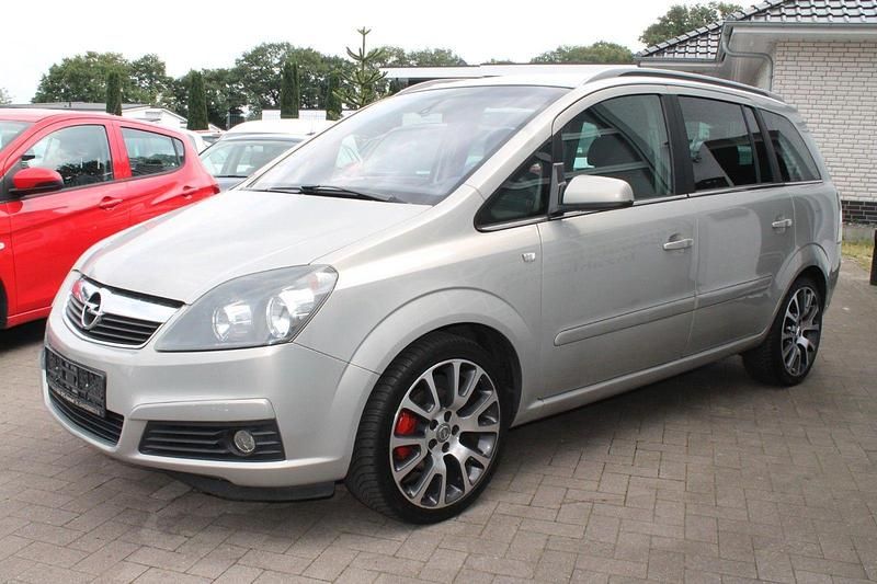 Pannacotta m2 Gebraucht 2005 Opel Zafira Edition Van / Kleinbus | 3.000 € (Teuer) - Bild 1/3