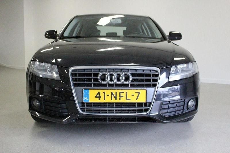 Gebraucht Audi A4 Business 120 PS (88 kW) 2010 Schwarz Limousine