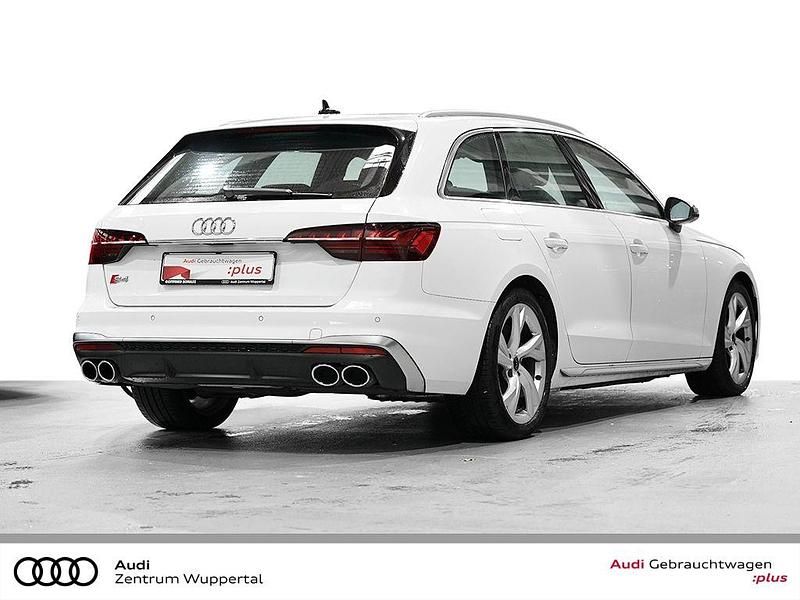 Gebraucht Audi S4 Basis 341 PS (250 kW) 2024 Weiss Kombi