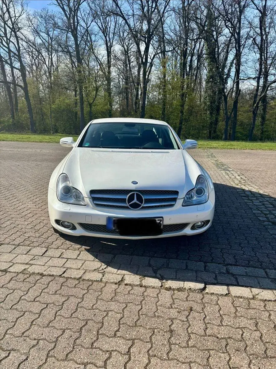 Gebraucht Mercedes CLS350 292 PS (214 kW) 2008 Weiß Coupé