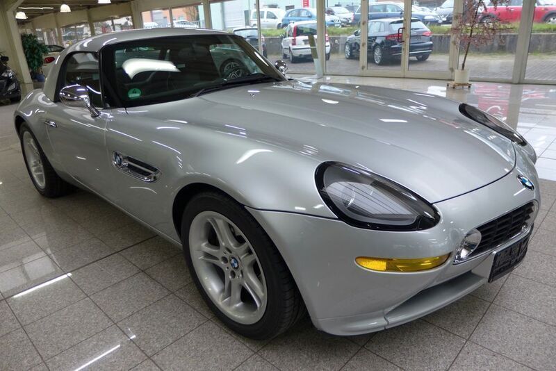 Silber Gebraucht 2000 BMW Z8 Sport Line Cabrio | 199.990 € - Bild 1/4