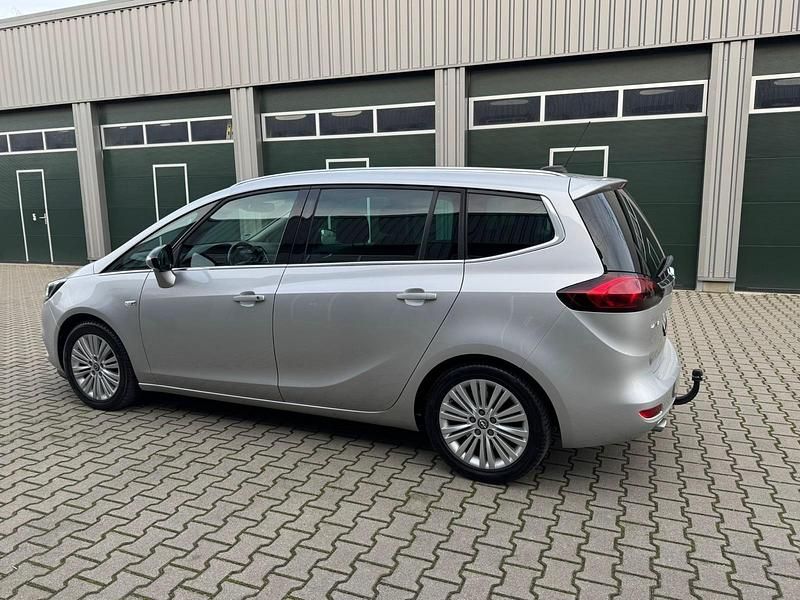 Gebraucht Opel Zafira 170 PS (125 kW) 2018 Silber Van / Kleinbus