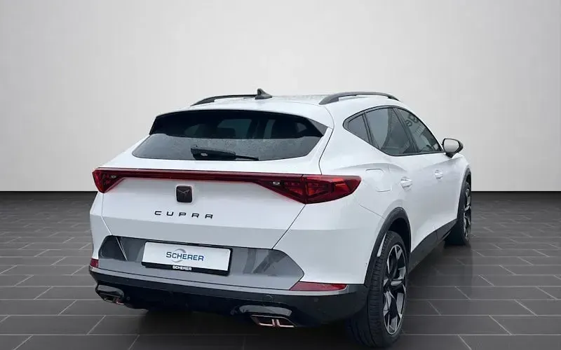 Używany Cupra Formentor 204 KM (150 kW) 2024 Biały SUV