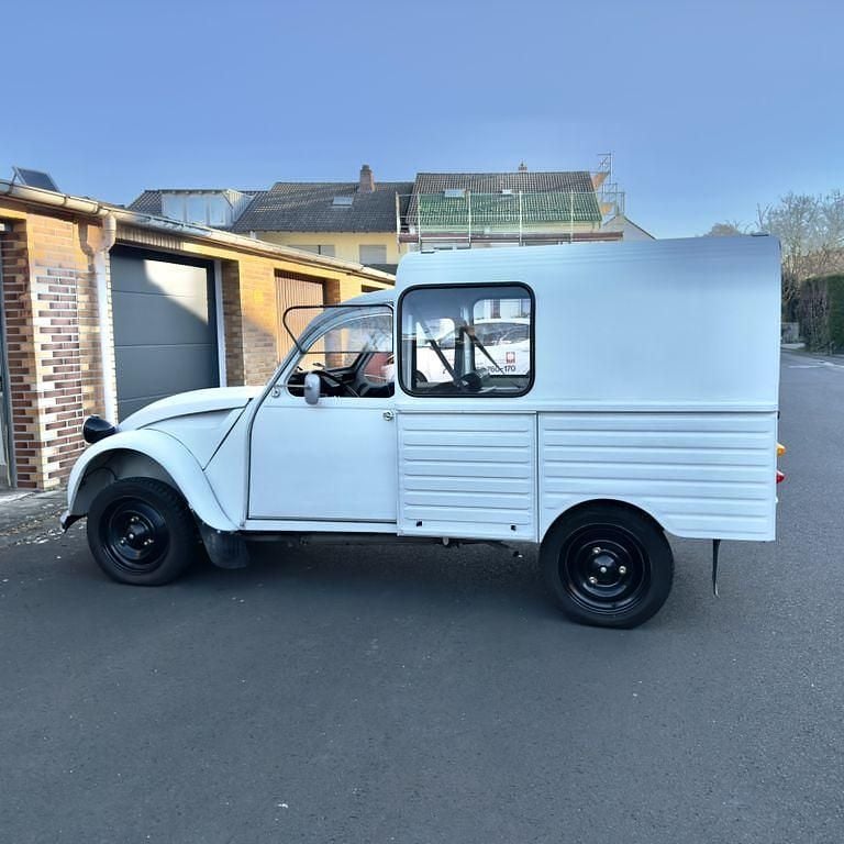 Second-hand Citroën 2CV 33 CP (24 kW) 1974 Gri Berlinǎ