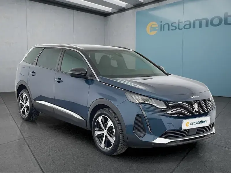 Gebraucht Peugeot 5008 Allure 131 PS (96 kW) 2023 Blau SUV