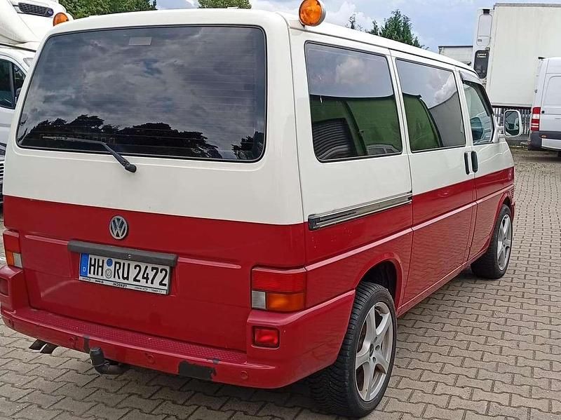 Gebraucht VW T4 102 PS (75 kW) 2002 Rot Van