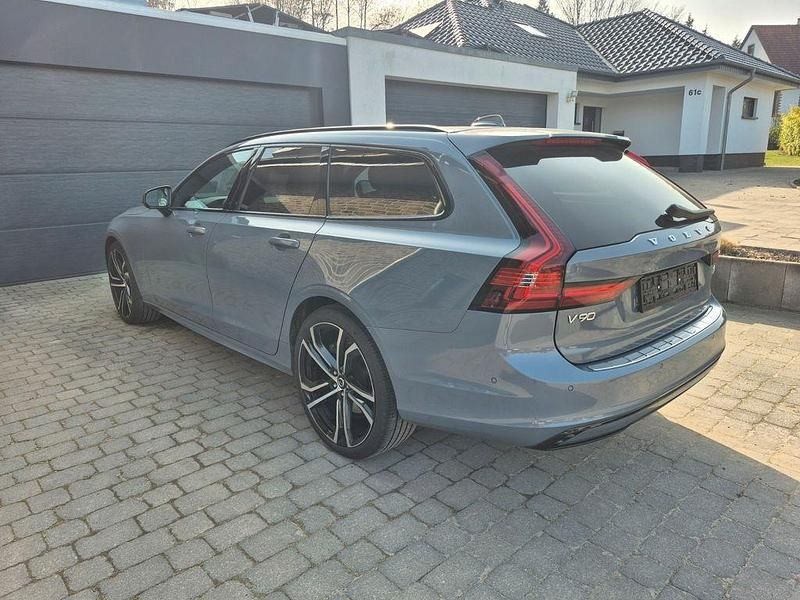 Gebraucht Volvo V90 Ultimate 197 PS (144 kW) 2023 Grau Kombi