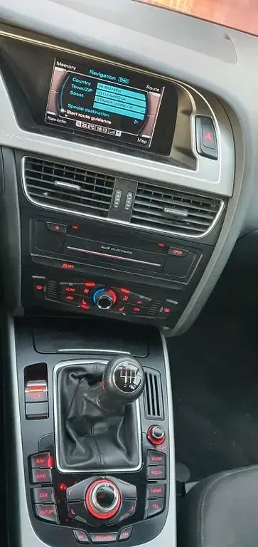 Gebraucht Audi A4 Ambiente 190 PS (139 kW) 2011 Grau Limousine