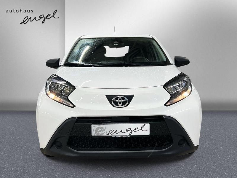 Gebraucht Toyota Aygo Business Edition 72 PS (52 kW) 2022 Weiß Kleinwagen