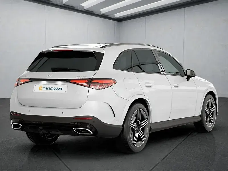 Gebraucht Mercedes GLC300 197 PS (144 kW) 2025 Weiß SUV