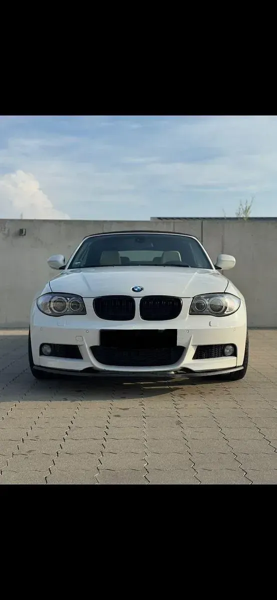 Gebraucht BMW 123 Cabriolet Performance 204 PS (150 kW) 2011 Weiß Cabrio