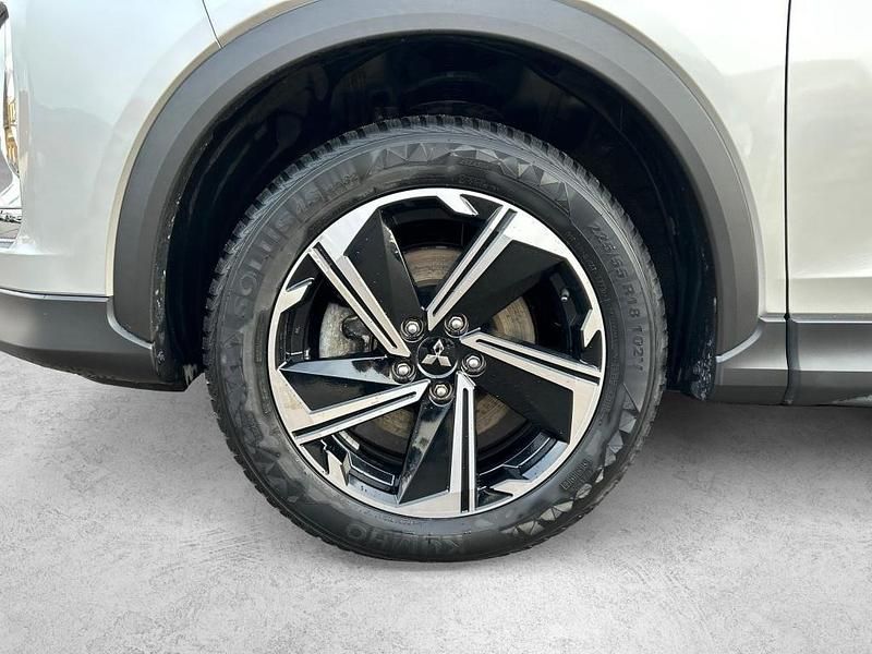 Gebraucht Mitsubishi Eclipse Cross Basis 98 PS (72 kW) 2023 SUV