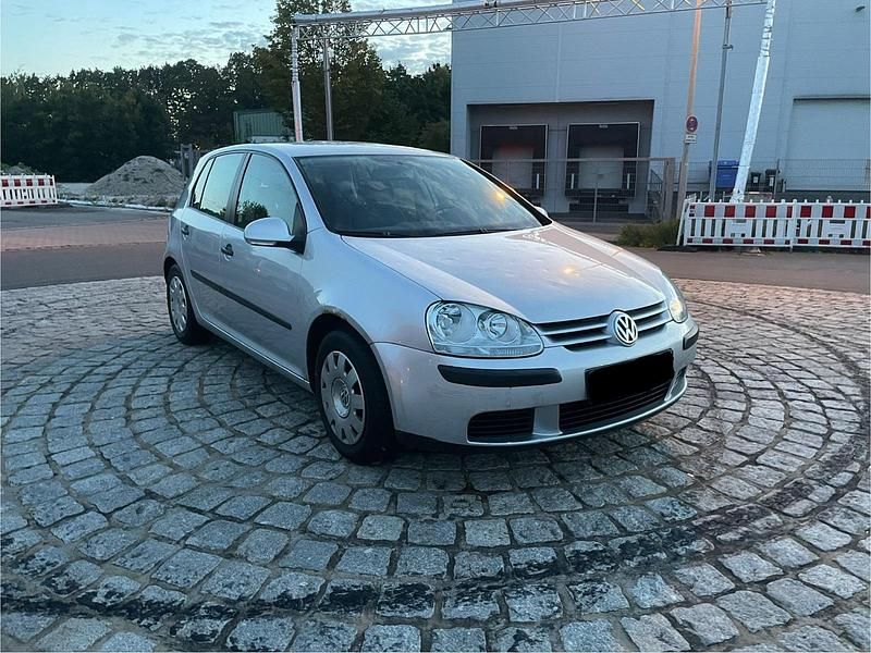 Grau Gebraucht 2005 VW Golf V Kleinwagen | 1.000 € (Superpreis) - Bild 1/4