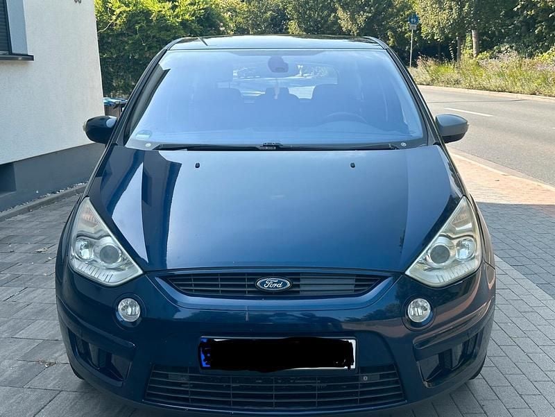 Blau Gebraucht 2010 Ford S-MAX Titanium Van / Kleinbus | 2.200 € - Bild 1/4