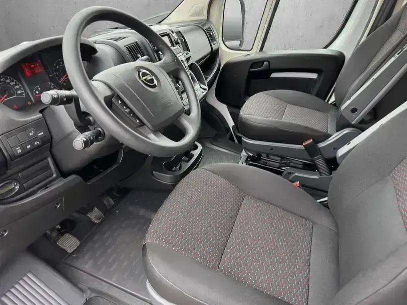 Gebraucht Opel Movano 2024 Weiss Van
