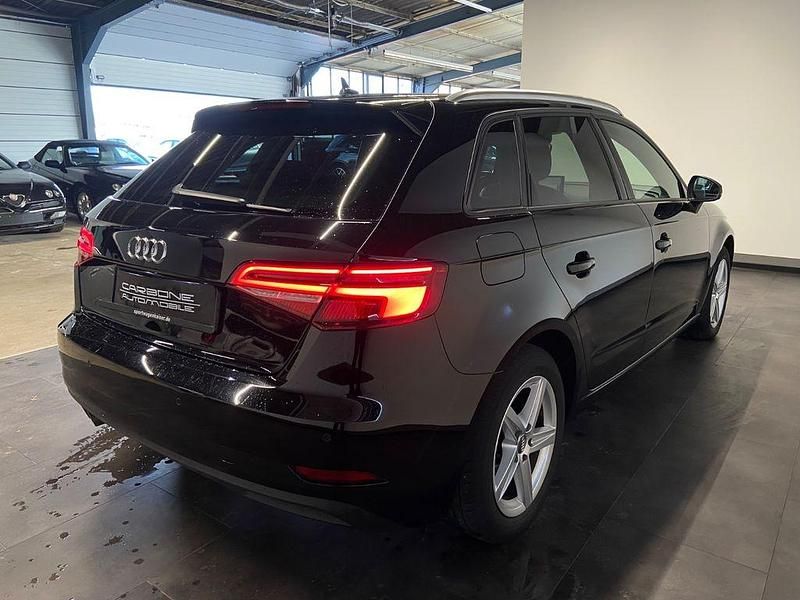 Gebraucht Audi A3 Design 150 PS (110 kW) 2018 Schwarz Limousine