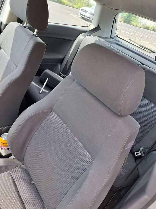 Gebraucht VW Polo 64 PS (47 kW) 2004 Grau Limousine