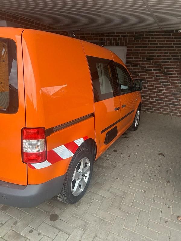 Gebraucht VW Caddy 108 PS (79 kW) 2007 Orange Van / Kleinbus