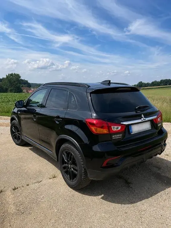 Gebraucht Mitsubishi ASX 117 PS (86 kW) 2018 Schwarz SUV