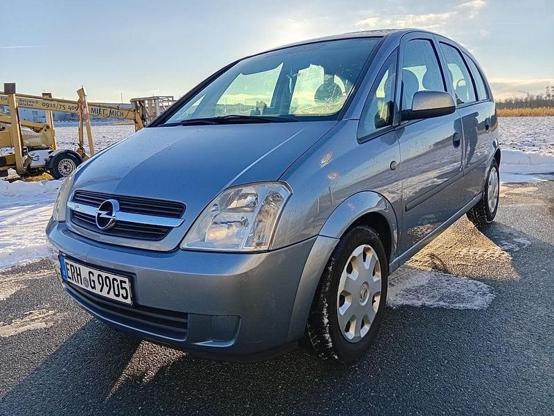 Grau Gebraucht 2003 Opel Meriva Enjoy Van / Kleinbus | 1.299 € (Fairer Preis) - Bild 1/4